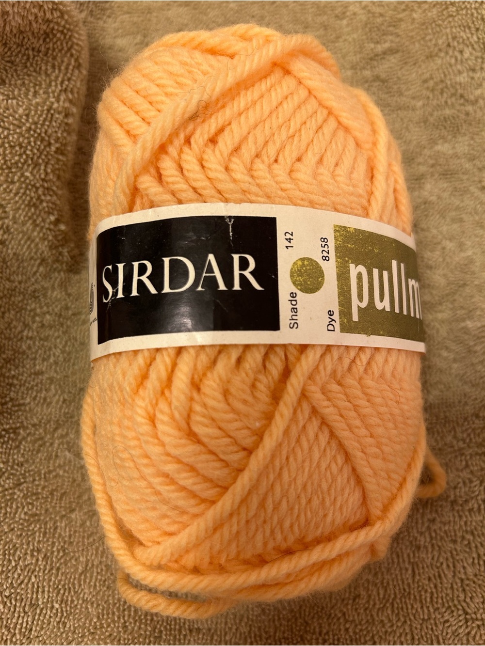 Sirdar Pullman yellow wool yarn, 5 skeins